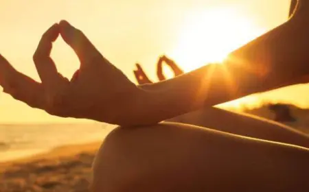 How To Improve Posture With Yoga Daily: Try These 5 Expert-Approved Poses