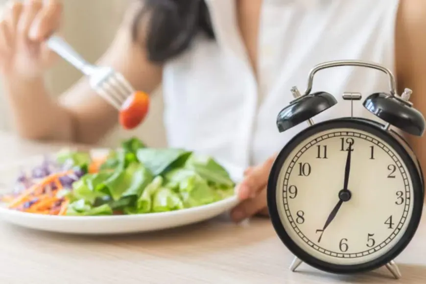 Expert Decodes Why Eating Dinner By 7 PM Could Be The Best Thing For Your Health