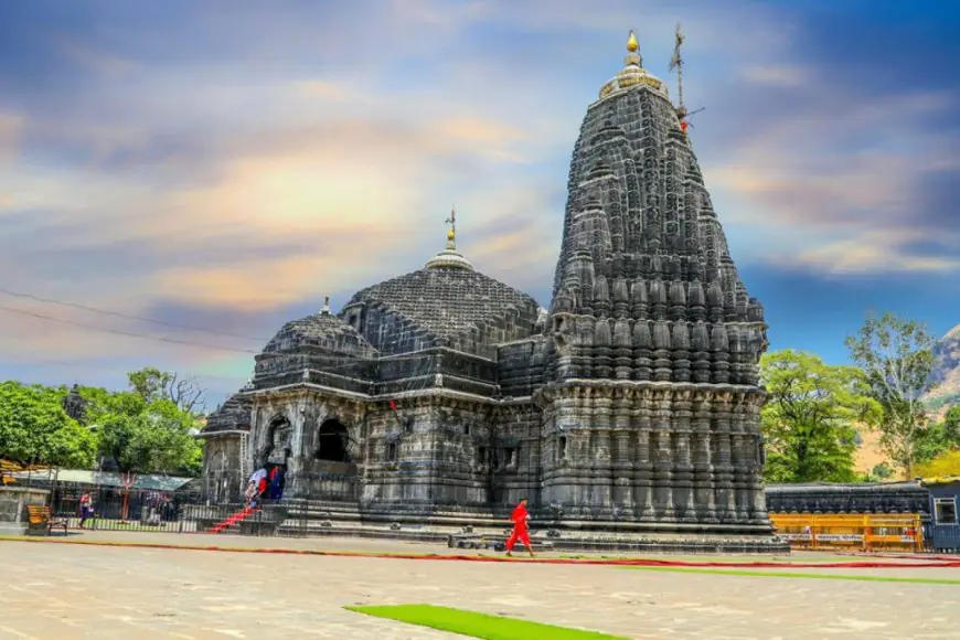5 Top Temples To Visit In Maharashtra During The Monsoon Season
