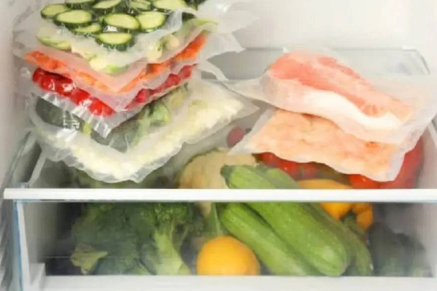 Are You Still Storing Fruits And Veggies In The Fridge In Plastic Wraps? Stop Now!
