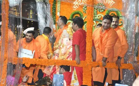 Ganesh Visarjan 2025: Nita Ambani, Radhika Merchant Bid Adieu To Bappa