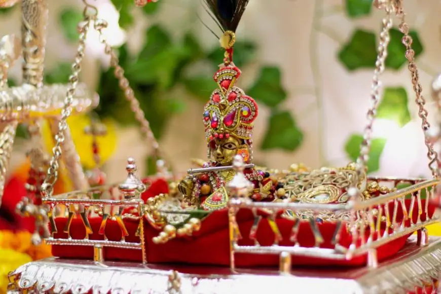 Janmashtami 2025: Beautiful Krishna Jhula Decoration Ideas To Try At Home