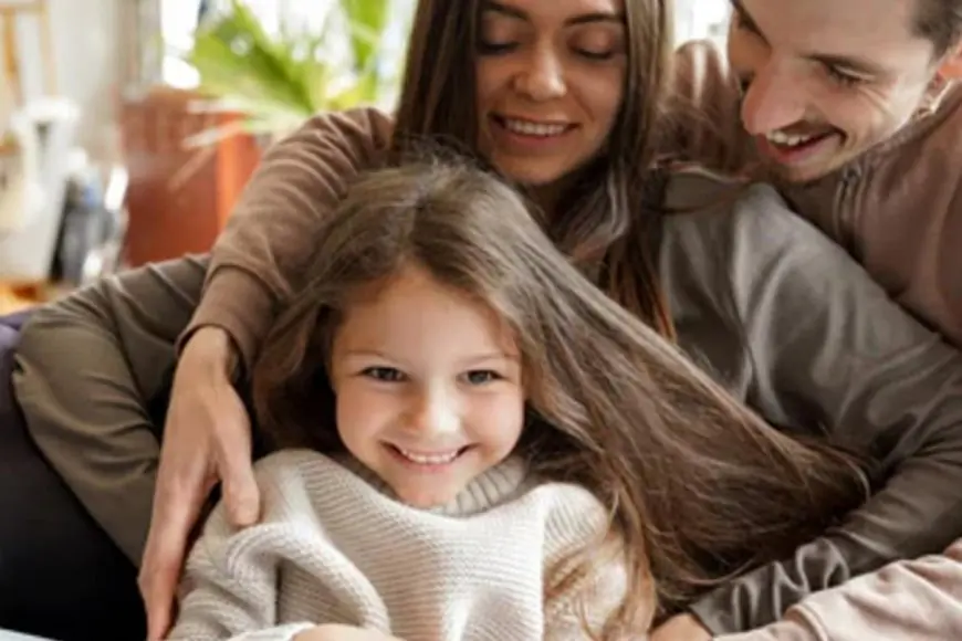 How Much Money Should Parents Spend On Their Kids? Warren Buffett Explains The Smarter Way