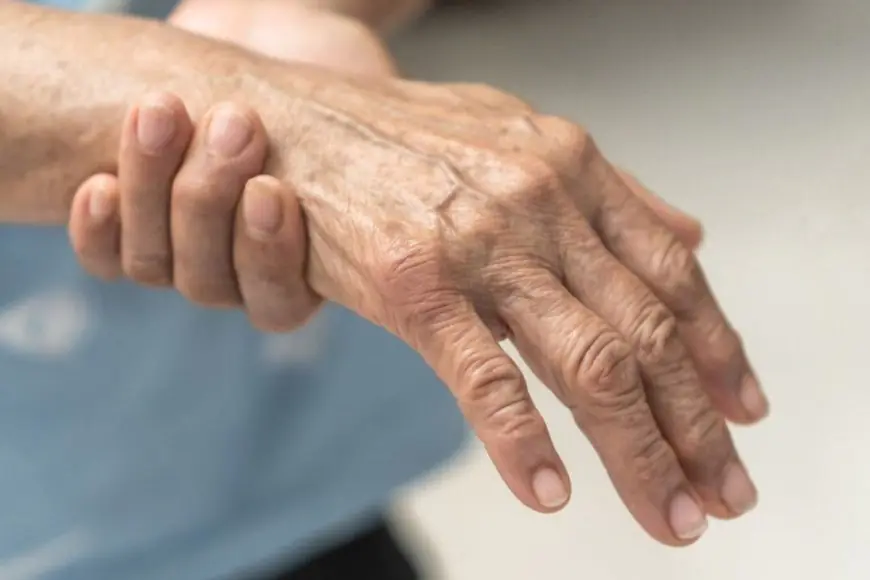 Do Your Hands Shake While Lifting Objects? A Silent Vitamin Deficiency Could Be The Reason