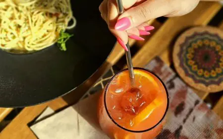 5 Cafés In Delhi NCR That Are Perfect For A Weekend Brunch Date