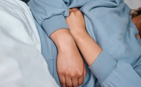 Struggling With Bloating Before Periods? Experts Reveal Easy Fixes