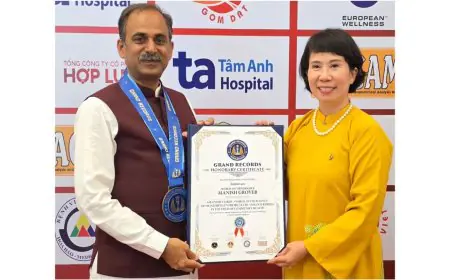 Acharya Manish Ji Honoured with Grand Records WorldKings Honorary Certificate at the 54th Convocation of Vietnamese Record Holders