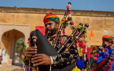Rajasthan Unveiled: 5 Festivals That Let You Experience Its Culture Up Close