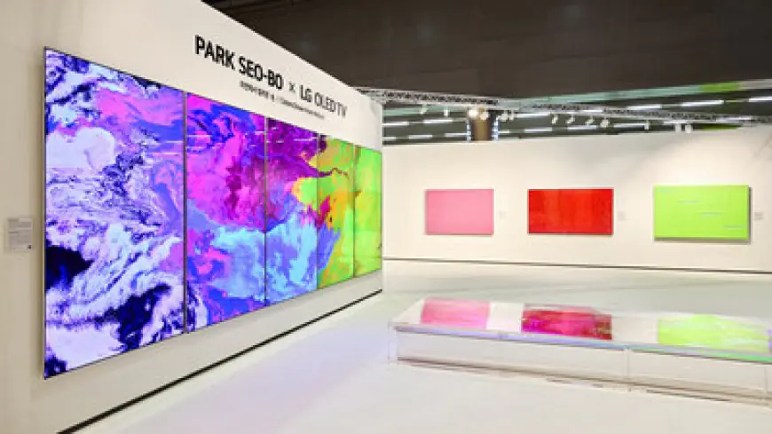 LG OLED TV BRINGS PARK SEO-BO'S NATURE-INSPIRED COLORS TO LIFE AT FRIEZE SEOUL 2025