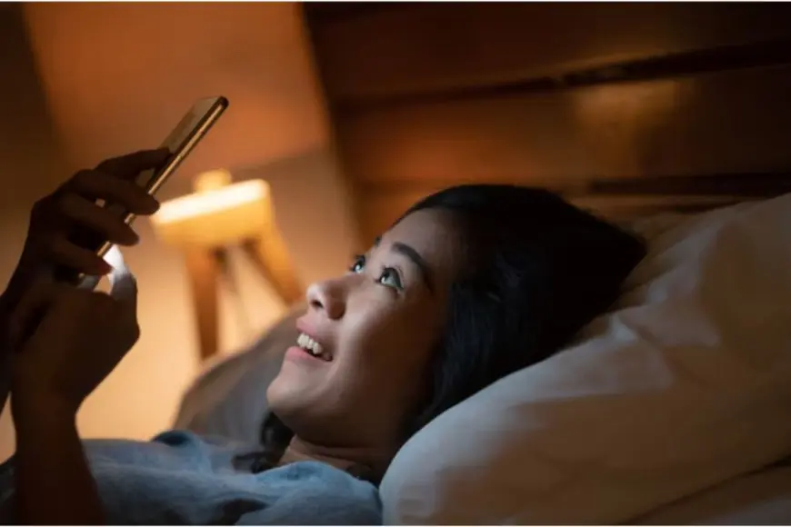Why Late-Night ‘Me-Time’ Is Costing Indians Their Health?