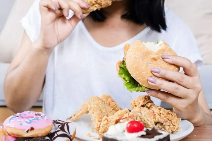 Slow Down At The Table: Why Eating Too Fast Can Harm Your Health