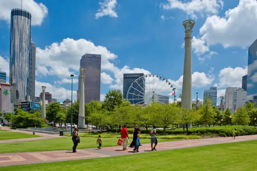 The USA On Wheels: 3 Unique Road Trips Across Southern States