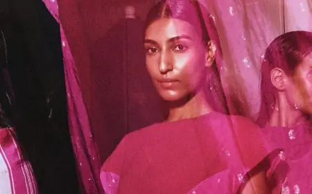 Lakmē Fashion Week X FDCI Opening Show Was Handmade In India And Crafted For The World