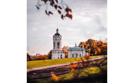 Why visit Moscow in autumn