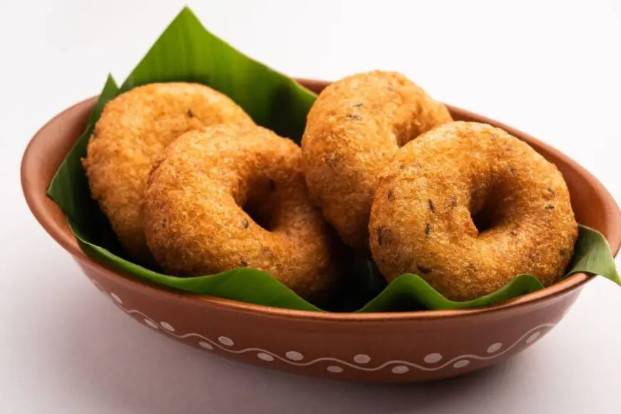 Vijayadashami Special: Traditional Urad Dal Vadas That Are Light, Crispy And Delicious