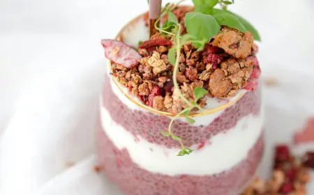 Tired Of Feeling Hungry? This 30-Day Curd and Seeds Breakfast Plan Will Work Wonders