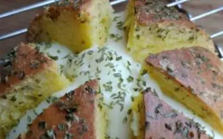 Step-By-Step Guide To Make Trending Korean Garlic Bread At Home