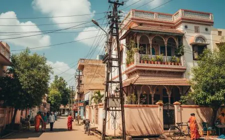 An Electricity Pole Facing Your Home Can Attract Negative Energy, Here’s Are Vastu Tips To Fix It