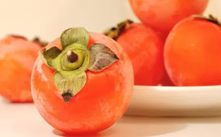 Sweet, Soft and Perfect For Desserts, These 2 Recipes Use Persimmon As The Hero