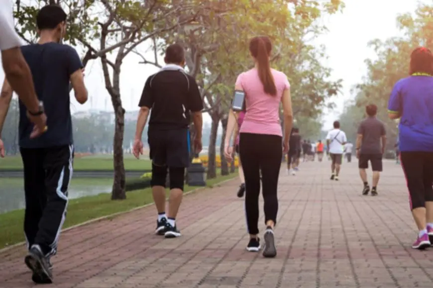 Walking 10,000 Steps Everyday? Experts Reveal A More Effective Method For Better Health