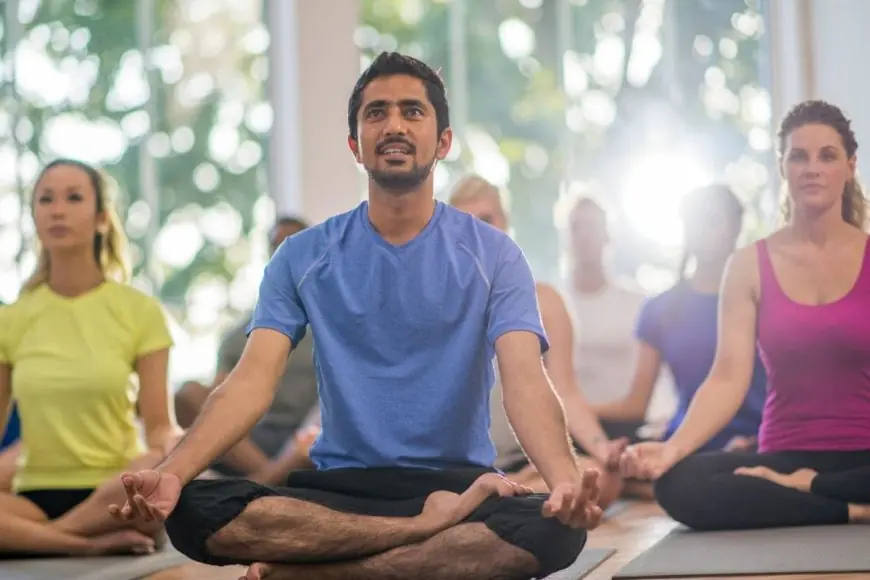 YogMantra | Want A Healthy Heart? Blend Ashtanga, Karma, Bhakti And Jnana Yoga Into Daily Life
