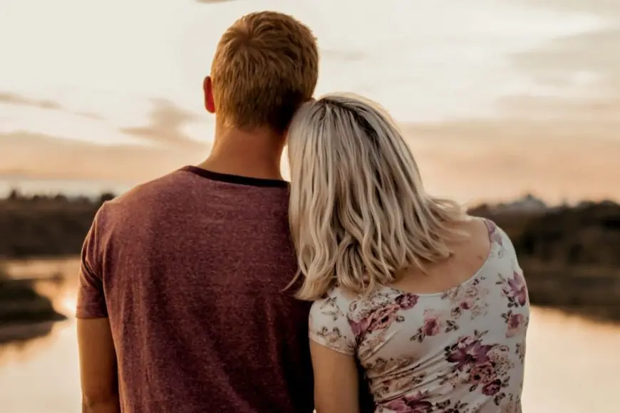 What is Viral Bird Theory? A New Relationship Test Taking Over GenZ Dating