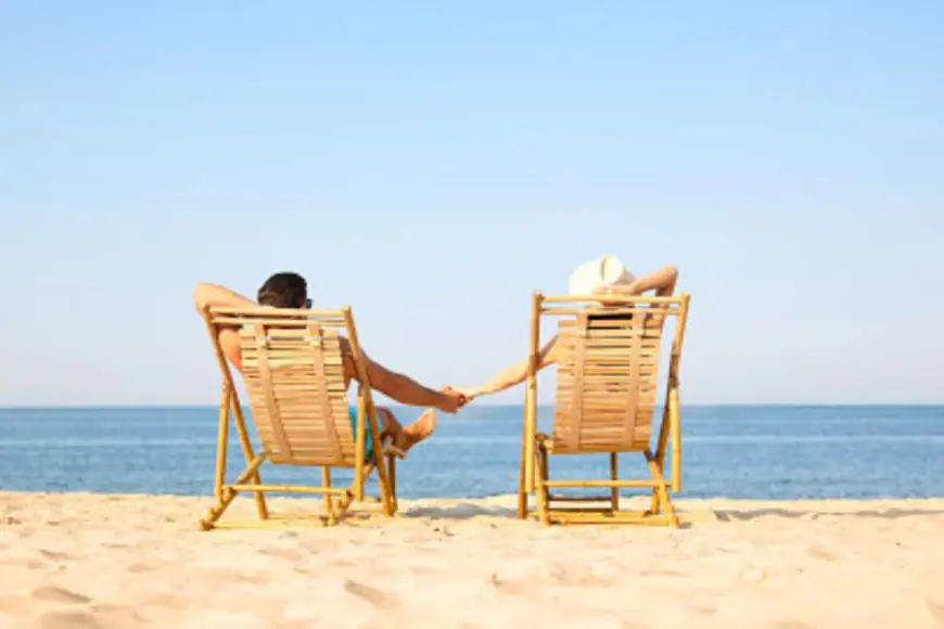 What Is A Minimoon? The New Post-Wedding Escape Couples Are Choosing