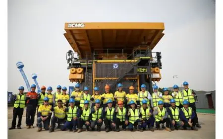 XCMG Flagship Mining Trucks Depart for World-Class Simandou Project, Delivering Key Chinese Technology to Global Mining Development