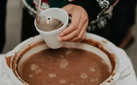 This Healthy Hot Chocolate Recipe Is Perfect On Cold Winter Evenings | Watch