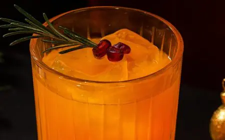 These Mumbai Restaurants Have Introduced A Festive Cocktail Menu For Xmas