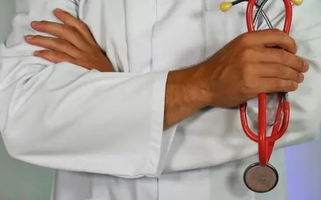 Is There A Difference Between A Man And Woman's Bladder Health? Expert Shares