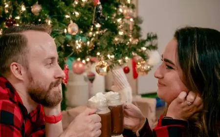Psychologist Shares 2 Tips For Couples To Be Happy, In Sync Ahead Of Christmas