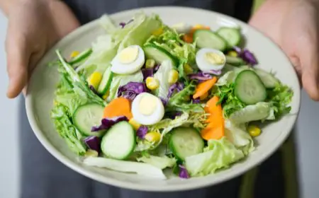 Carrots Aren’t Enough: What a Truly Eye-Friendly Plate Looks Like