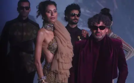 OG Supermodel Ujjwala Raut Commands The Runway As Abhishek Sharma Unveils Ratiaranya