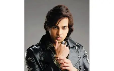 Popstar Season Is Here: Kabbir Khan Shines Bright in “Sheeshe De Glass”