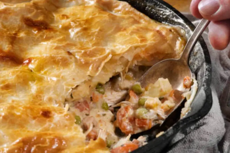 Winter Dinner: Easy Guide To Make Skillet Chicken Pot Pie