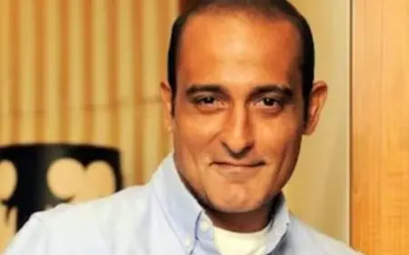Dhurandhar’s Akshaye Khanna Reveals Daily Routine: 'I Don't Eat Breakfast, Sleep 10 Hours A Day'