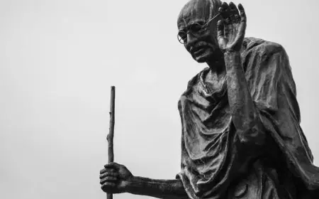 Mahatma Gandhi Death Anniversary: Top 8 Inspiring Quotes By The Father Of The Nation