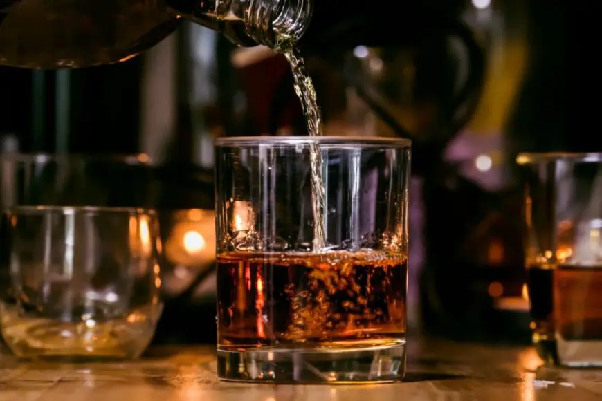 Think Alcohol Keeps You Warm In Cold Weather? Doctors Reveal The Health Risk Behind This Popular Myth