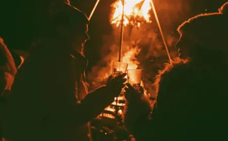 Bonfire Nights And Beer Cocktails: Crafting Cozy Indian Winter Memories