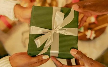 Raise A Glass To Love: The Ultimate Valentine’s Day Spirits Gifting Guide 2026