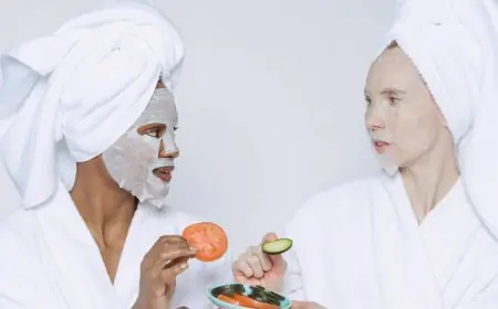 On The Hunt For A Gift For A Skincare Enthusiasts In Your Life? This Guide Will Be Handy