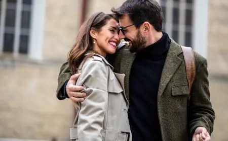 5 Things Strong Couples Do To Keep Their Relationship Healthy, According To A Relationship Coach