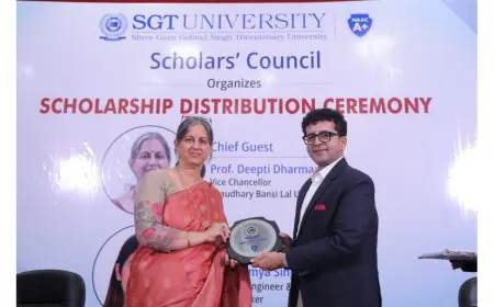 SGT University Hosts Scholarship Distribution Ceremony to Support and Empower Meritorious Students