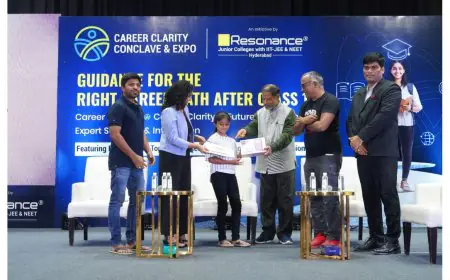 Resonance Hyderabad Awards Tablets to Top 100 Mega ResoFAST 2026 Achievers