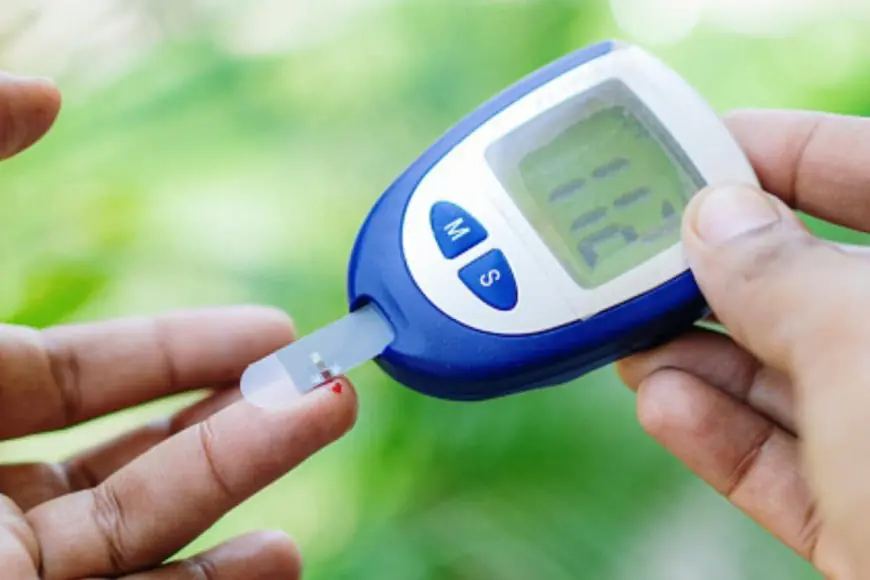 Junk Food & Physical Inactivity Caussing Diabetes In Kids? Doc Shares Warning Signs