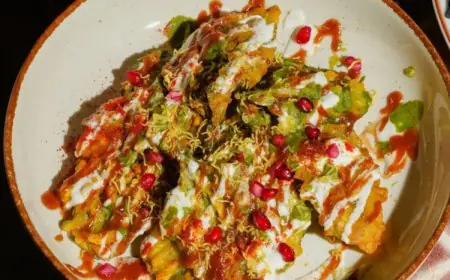 This Goa Restaurant Has With Luxury Surroundings But Chat & Pan-India Delights On The Menu