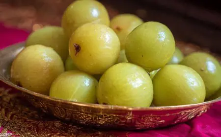 Amla Side Effects: When This Superfood Can Do More Harm Than Good