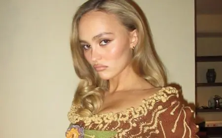 Move Over Duck Face: The Gen Z Pout Is Moodier, Sharper And Fully Self-Aware