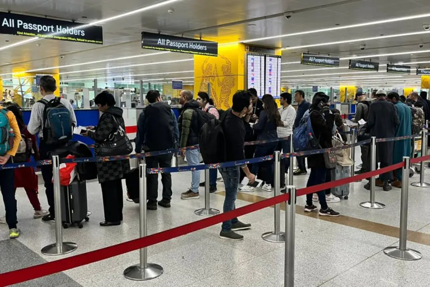 Iran-Israel War: Abu Dhabi–Delhi Flights Now Cost Up To ₹70,000 Amid Middle East Conflict